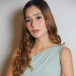 Sara Khan Instagram – 🙂