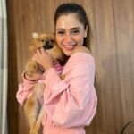 Sara Khan Instagram – I 💗 U 
#ssarakhan #hatchiko
