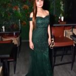 Sara Khan Instagram - ❤️ 👗 @pamchhatwal