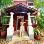 Sara Khan Instagram – Time to live it up ⏰❤️❤️❤️
#ssarakhan #happyme #happiness #gratitude