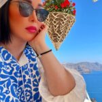 Sara Monjezi Instagram - زندگی یک رویاست ،که تو امروز به آن می نگری @mantozigzag ♥️♥️