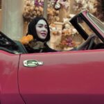 Sara Monjezi Instagram – .
روزهایی که برای زندگی به ما داده‌اند آنقدر زیادند که در عجبم
چطور ناامیدیم و فکر می‌کنیم فرصت جبران نیست!!

@parisa_jafari22 @pouzhanflower #سارامنجزی_پور #سارامنجزی