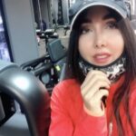 Sara Monjezi Instagram – این روزا با همه سختیهاش فقط خودمون میتونیم حال دلمون رو خوب کنیم، امیدوارم حال دل همتون خوب باشه🌈♥️
@energygroup 
@itsniloufaar 
@wachaar.magazine 
#حال_خوب #انرژی_مثبت ##ورزش #واچار #حرکت #سارا_منجزی #سازا_منجزی_پور