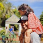Sara Prata Instagram - Passaram-se mais de 10 anos e nunca mais tinha regressado. Viemos só por 4 dias e já estou arrependida de não ter regressado mais cedo. Ainda falta um dia, e vai ser especial. Mas MARRAKECH… acho que temos encontro marcado mais vezes 😊♥️🌵