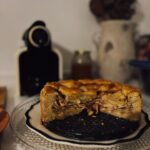 Sara Prata Instagram - 🌼 abril 🌼 recebemos Abril de braços abertos e preenchemos os dias com os tão falados recomeços. Assim como desabrocha a Primavera também em nós começa a chegar uma leveza boa ♥️ 📸 Um scroll pelo mês de Abril em 10 fotografias