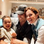 Sara Prata Instagram – Primeiro dia de Páscoa com esta nova família 🐣♥️
@joao___leitao @cindybreyner @tiago.felizardo @carinacaldeira_ @cardia_musik @franciscofroes @ritacastelobranco @pedro.hossi @mariiaeduardafd @anaritadinis 

⭐️ @independente.comporta