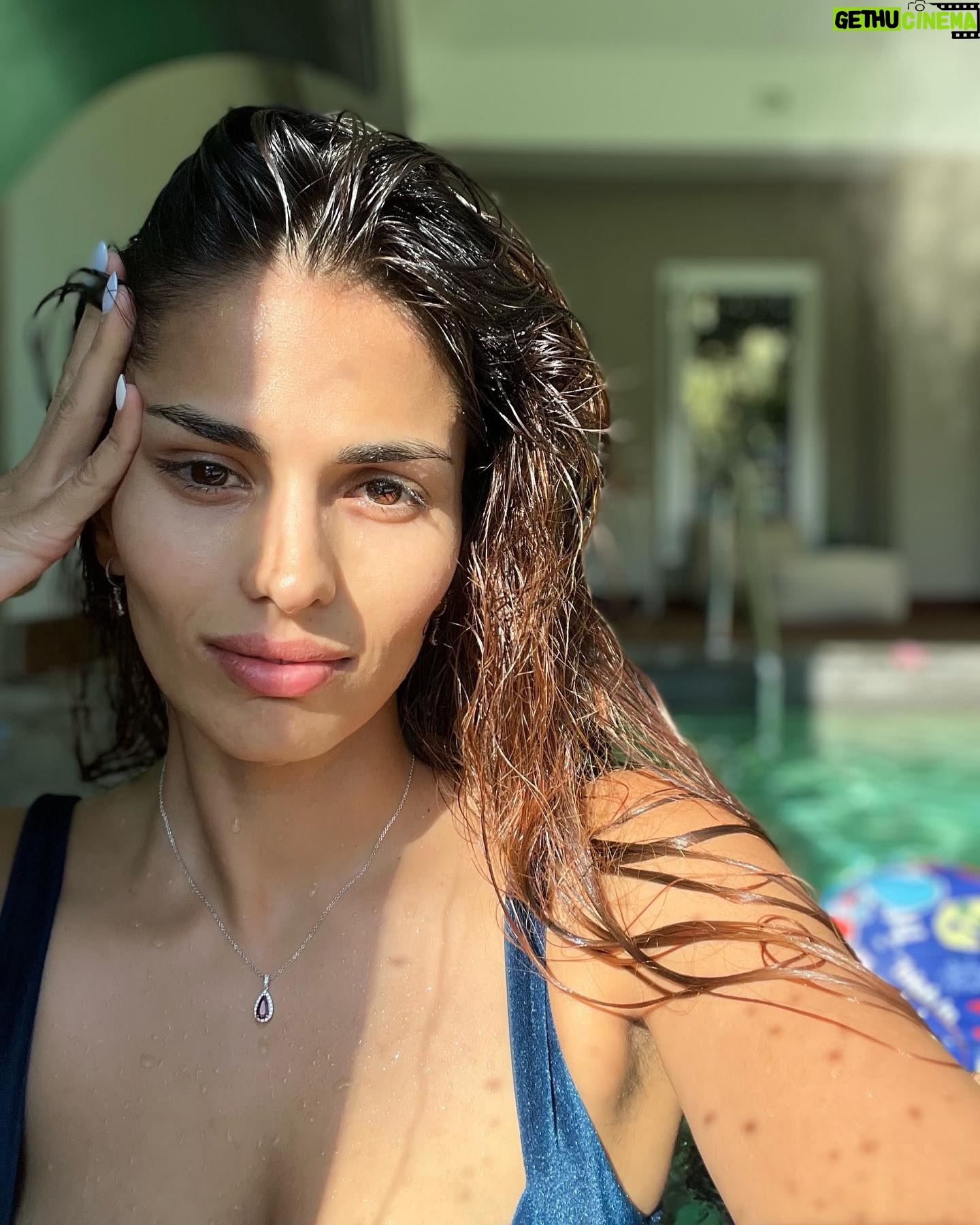 Sara Sálamo - 12.7K Likes - El sol de un atardecer sin adulterar💥