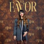 Sara Sálamo Instagram - Ayer presentamos ante la prensa “El favor” y estoy ansiosa porque sea vuestra. El viernes nos vemos en las salas 🥹🫶🏼