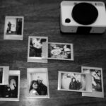 Sara Sálamo Instagram – La Navidad es mi época favorita del año.
Este año he podido retratarla en diversos formatos… 
Y con la que más nos hemos divertido es con la pequeña de @leicacamera.es  #leicasofort2 pudiendo imprimir las fotos al instante 🤩💙