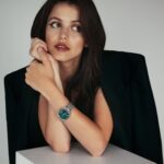 Sara Waisglass Instagram - if you see me in the near future please ask me what time it is cause I’ll finally know! #longinespartner #eleganceisanattitude