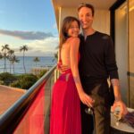 Sara Waisglass Instagram - if you’re going on vacation soon, you simply must try getting stung by a sea urchin! Having your partner pull the poisonous needles out of your fingers in the hotel lobby is so much fun and a great bonding experience! that was all sarcasm please don’t do that. hehe! goodbye Hawaii!