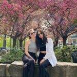 Sara Waisglass Instagram - attachment: 7 images