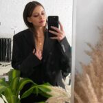 Sara Waisglass Instagram - business as usual