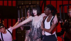 Sara Waisglass Instagram - SINGSING: A MUSICAL OF LOVE BEHIND BARS.

possibly the most insane experience of my life. when they told me the inspo behind this was Chicago, I chuckled to myself knowing damn well I perform “Cell Block Tango” in my bedroom alone WAY more than I’m comfortable admitting. huge shoutout to Krista, Bernadette, Ahna and Carol for making me look and feel like a gazillion dollars, our crew and cast for being the literal best always, and OF COURSE the incredible dancers (and Barb the choreographer!!) who somehow made me look like I knew what I was doing. I love everyone who has watched this show so damn much I want to scream. thank you all from the bottom of my heart. 

✨Ginny and Georgia is streaming NOW on Netflix!!!