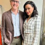 Sarah Cooper Instagram - I feel like I keep winning the lottery. Beyond grateful to hang out with @jimgaffigan and @mobituaries to talk all things #unfrosted and the genius of Jerry Seinfeld for @cbssundaymorning 🥰 thank you @miguellledo and @madisonguest what a fun day and a banger fit. I AM SO GEEKED FOR THIS MOVIE - IT COMES OUT MAY 3rd on @netflix @netflixisajoke I’ve already seen it nine times lol