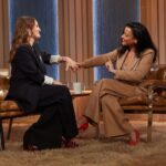 Sarah Cooper Instagram - I cannot say enough good things about the dream team that is @drewbarrymore and @helloross and the entire @thedrewbarrymoreshow cinematic universe. Thank you from the bottom of my heart for having me, for being so funny and fun and light and giving everyone in the audience a copy of Foolish! ❤️ 💕 💗 And thanks to @duttonbooks @artistrybyfjorela @adam_bramson and @kovertcreative for making it happen! You can watch now on YouTube