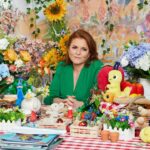 Sarah Ferguson Instagram – Happy Easter! Let’s share light and laughter and colour this Easter. What traditions will everyone be celebrating today?

—
Photo:@KatrinaLawsonJohnston