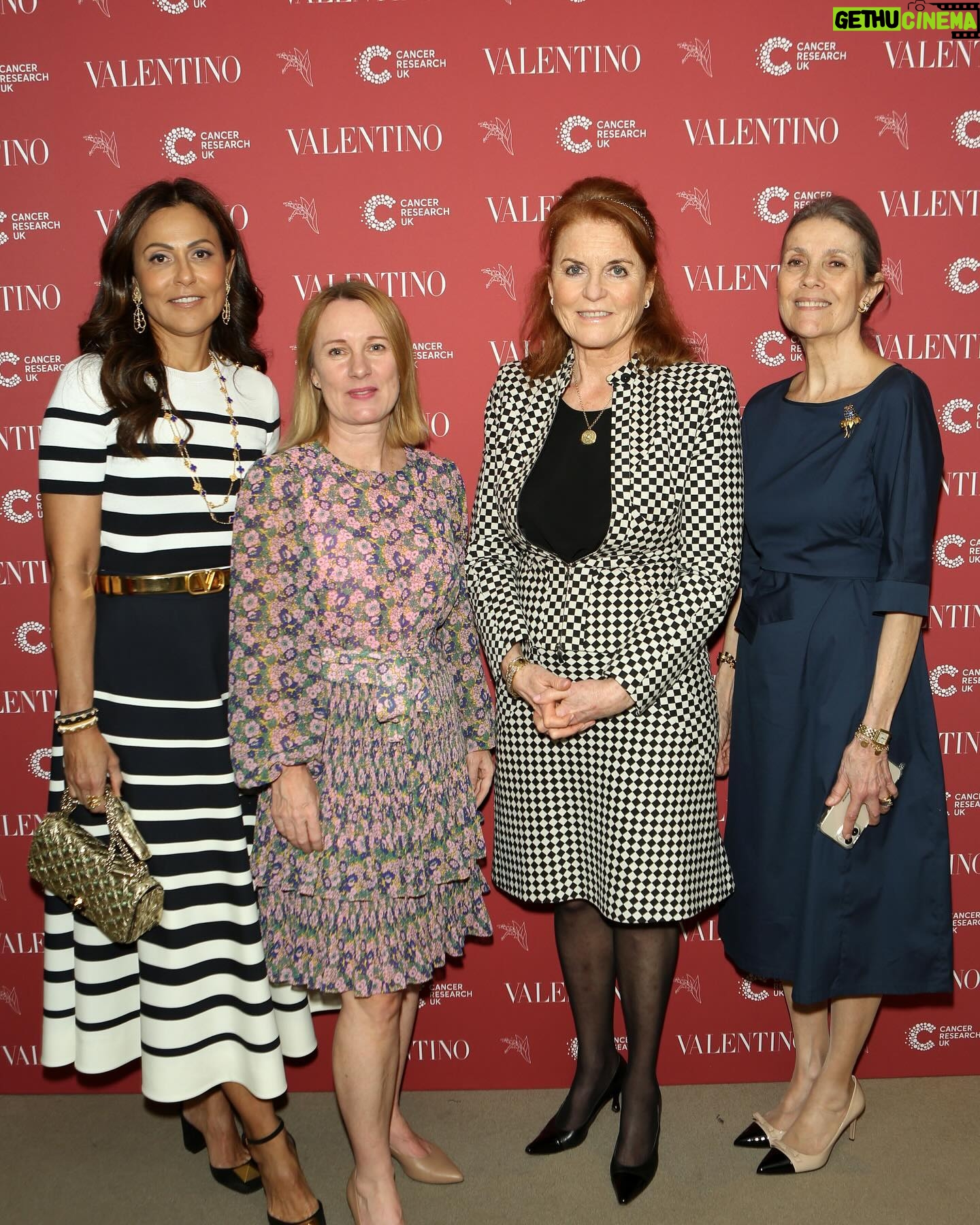 Sarah Ferguson Instagram - It was a pleasure guest speaking at the Foreign Sisters Lunch for Cancer Research UK. As someone who has faced my own battle with both breast cancer and skin cancer in the past year and a half, it was hopeful and inspiring meeting the incredible women who lift up the rising stars of scientific research for cancer through essential fundraising. Thank you Foreign Sisters & @cr_uk for the work that you do and congratulations to the Foreign Sisters for the launch of their annual lunch. Together we are #beatingcancer.