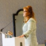 Sarah Ferguson Instagram - It was a pleasure to attend the Cancer Alliance Hope and Help Luncheon, my first event since my melanoma diagnosis and since hearing of His Majesty The King’s recent cancer diagnosis. His Majesty is very dear to me and I think I speak for everyone when I say he is in my thoughts and prayers. It felt like a timely moment to help raise funds to support others dealing with cancer diagnoses, who may be going through financial or emotional struggles in light of a health emergency. It was both healing and inspiring to meet so many amazing ladies, who do so much for others through their work with Cancer Alliance. Learn more at @canceralliancepalmbeach or https://www.cahh.org/ #philanthropy #charityevent #thebreakerspalmbeach #cancerawareness #palmbeach – Photo: Carrie Bradburn of Capehart Photography: @CapehartPhotography
