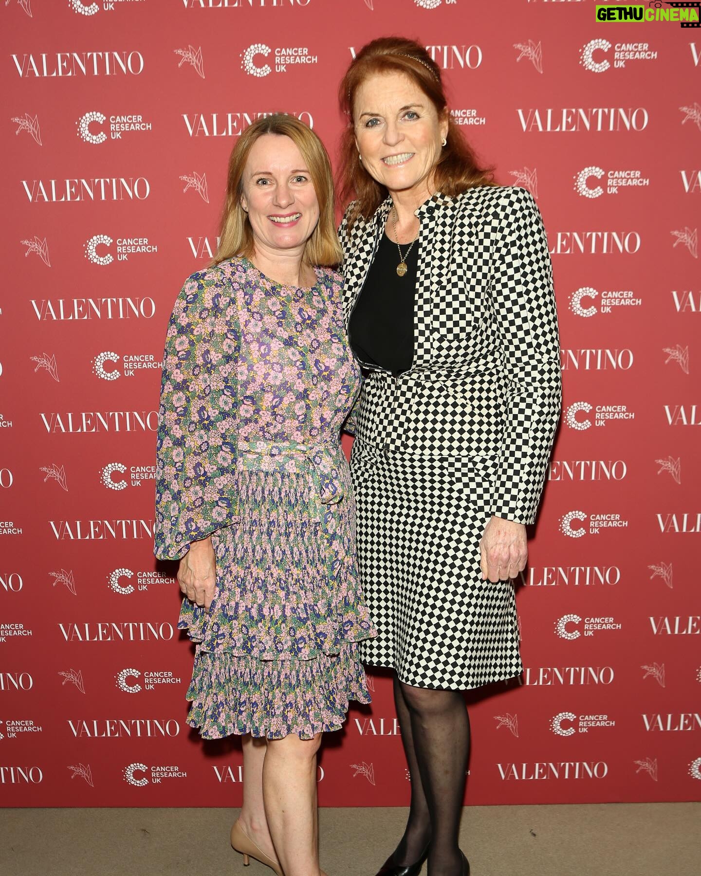 Sarah Ferguson Instagram - It was a pleasure guest speaking at the Foreign Sisters Lunch for Cancer Research UK. As someone who has faced my own battle with both breast cancer and skin cancer in the past year and a half, it was hopeful and inspiring meeting the incredible women who lift up the rising stars of scientific research for cancer through essential fundraising. Thank you Foreign Sisters & @cr_uk for the work that you do and congratulations to the Foreign Sisters for the launch of their annual lunch. Together we are #beatingcancer.