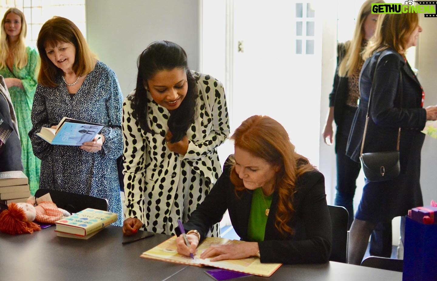 Sarah Ferguson Instagram - It was wonderful to speak at Kensington Chelsea Women’s Club at the Royal Geographic Society. Thank you for taking part in the magic of A Woman of Intrigue, my Sunday Times bestselling historical romance novel, which is out June 6 and now available to pre-order at the link in my bio. It was so special to share Lady M with all of you. Thank you also for all that you contribute to your local communities through your work and dedication to inclusivity, support and cultural enrichment. And thank you finally to the Royal Geographical Society, our incredible host. @kcwcwomensclub @hqstories @harpercollinsuk @avonbooks @williammorrowbooks @harpercollins #KCWCWomen #AWomanOfIntrigue