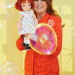 Sarah Ferguson Instagram - For #InternationalChildrensBookDay2024, I’m reading my children’s book, Little Red, illustrated by the wonderful Sam Williams. Visit the link in my bio for the full video or if you’d like to read more books. And be sure to donate to your local book drive so that more families have a chance to share in the magic of stories. @storytimewithfergieandfriends #ICBD2024 #ReadToKids #ChildrensBooks #LoveForReading #ChildrensAuthor