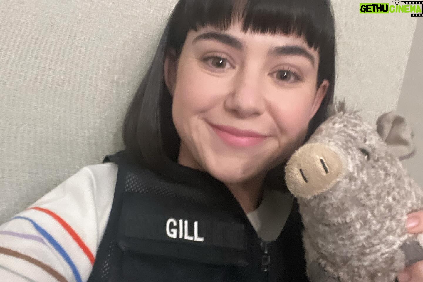 Sarah Gilman Instagram - only 3 weeks until the new season of CSI: Vegas and, as per usual, Penny’s sweater game is unrivaled 😤