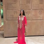 Sarah Khan Instagram – Let’s wander where the WiFi is weak and the sun is strong 💕☀️