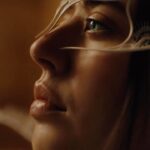 Sarah McDaniel Instagram - Inner Landscapes : Who are you when no one is around? Director @krotchy Cinematographer @ty_mcgrath 1AC @alex_dametto 2AC Dorian Findlay Gaffer @liamvanderploeg Music @bdbender VFX @lucashrubizna Color @sgllng Headpiece @lance.v.moore