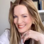 Sarah Mintz Instagram - Quien eras ayer NO define en quién puedes transformarte hoy. Siempre, siempre, SIEMPRE puedes volver a casa. 💜