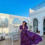Sarah Perles Instagram - Summer is for colourful dresses and golden hour light 🌅 @hanoutboutique ✨