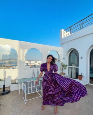 Sarah Perles Instagram - Summer is for colourful dresses and golden hour light 🌅 @hanoutboutique ✨