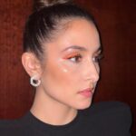 Sarah Perles Instagram - Thank you @diorbeauty for this gorgeous look. @mariagarciamua you are a gem ❤️‍🔥 jewellery by @joyeriasuarez 💎 @a6cinema and @martagodp ♥️