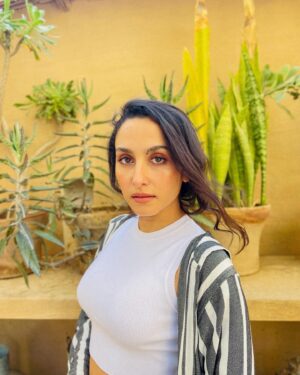 Sarah Perles Instagram - 🪲