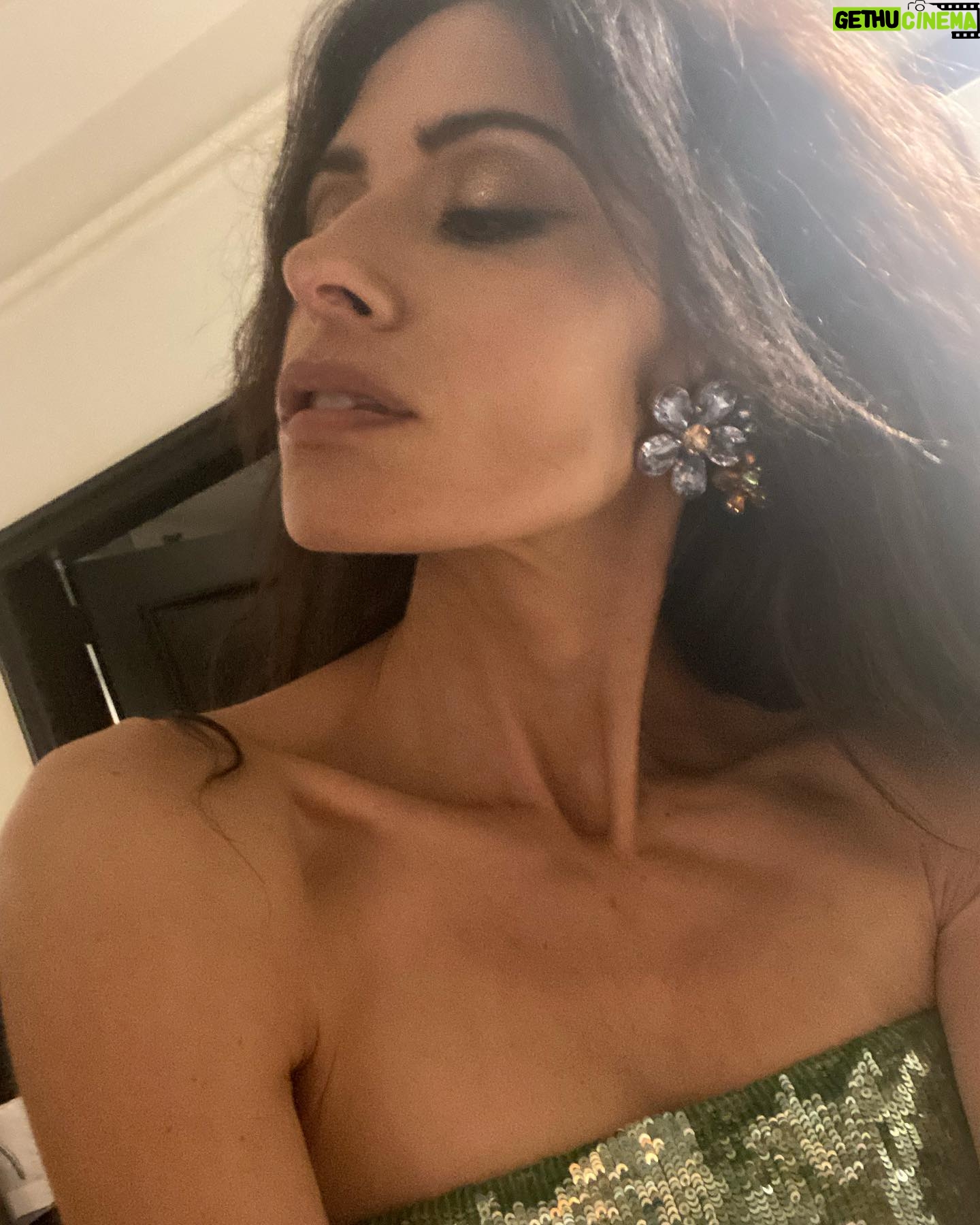 Sarah Shahi Instagram - Mexico Pinch me. So much gratitude. Best reception and the Guac is unmatched!! When you step into your dreams… @blackadammovie. @oscardelarenta @dolcegabbana