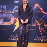 Sarah Shahi Instagram - OUR ATLANTA PREMIERE!! ATL- you all were a VIBE! And especially since this is where we shot @blackadammovie, it was so gracious for you to host us again. My brother and I had too much fun. @aldishodge @gucci