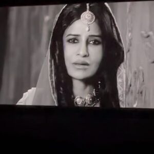 Saru Maini Instagram - How could Hakim leave this Hoor(Mehar) to look for @72hoorain_ 😉To find out watch in a theatre near you this National Award Winning Film with 9.1 Rating #72hoorain @sanjaypuransinghchauhan @ashokepandit1  @captgulab @pavanrajmalhotra @saarthie @anirudhsocial