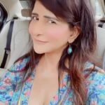 Saru Maini Instagram – Just remind yourself to be AWESOME🤩 💫😃⭐️🧿 #sarumaini #glow #happiness #weekendvibes #positivevibesonly #instalike #instagood #fyp #explorepage