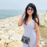 Saru Maini Instagram – Falling in love with my life every day🩵 #travel #vacationmode #funtimes #holidaymood #ootd #instalike