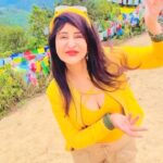 Saru Maini Instagram – Coz it’s trending💛🔥💛 #sarumaini #trendingreels #trending #fyp #explorepage #travelreels #bhutantravel