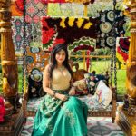 Saru Maini Instagram - Udaipur Diaries🌼✨⚡️🌟🌺 #indian #destinationwedding #wedding #celebration #funtimes #colourful