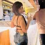 Saru Maini Instagram – Partayyy Night🦋(1st time have put all 10 pics coz every1 else nd me loved my top😃😝) #weekendvibes #partytime💃 #funtime #ootd