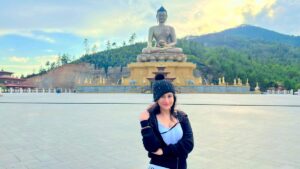 Saru Maini Instagram - You can’t miss it…My Bhutan Vlog Part1 on My YouTube Channel- Saru Maini Official🤩 @tourismbhutan @drukair_royalbhutanairlines @tripplanners.co.in @bhutanphotographytoursandtreks  #bhutan #paro #thimphu #buddha #peaceful  #happy #drukair #himalayas #serenity #travelvlog #travel #youtubechannel #sarumainiofficial