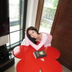 Sarunchana Apisamaimongkol Instagram - book day at home