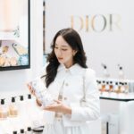 Sarunchana Apisamaimongkol Instagram - Unlock the secrets of luxury fragrance with Dior La Collection Privée iconic florals, where the allure of butterflies and the beauty of blooms intertwine in every scent. ✨🦋 พบกับคอลเลคชั่น ลิมิเต็ตพร้อมกิจกรรมพิเศษได้ที่ la collection privée,Dior Beauty boutique ที่ไอคอนสยามตั้งแต่วันนี้ - 12 พ.ค สอบถามข้อมูลเพิ่มเติม line oa @ DiorThailand #DiorLaCollectionPrivée #DiorBeauty @diorbeauty