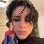 Sasha Calle Instagram - There’s a @barbie that looks like me.. I don’t know how to act. I’ve been taking her everywhere.. flying around and imagining laser eyes haha. Abrazos enormes. Todavía no me la creo. x