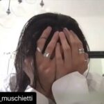 Sasha Calle Instagram - This still hasn’t fully hit me. I’m starting to cry as I type this because I know it’s me in that video.. but I still can’t believe it. Una latina súper héroe?! En que planeta?! Pues en este planeta!! Que alegría y que orgullo. Mamá, gracias por tu esfuerzo, por criarme solita y con mucho amor. Te adoro con todo lo que tengo. Eres un ejemplo de súper héroe. Andy, the moment I met you through zoom, when we started this process, It was as if I had known you my whole life. I felt the same way when I met Ezra. Thank you for your love and support. Thank you for believing in me. Thank you @wbpictures and @dccomics! Thank you to every person attached that has believed in me every step of the way. Thank you to my incredible team. I couldn’t have done it without you. I love you deeply. Dreams do come true, huh? X.