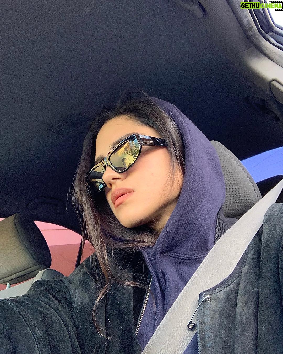 Sasha Calle Instagram - I’ve been working a lot. on music, the show and personally. here’s a photo of me leaving work. a lil tired, bucklin up and jammin in my new car (which by the way is my first ever vehicle.. I know) and I’ve got my support system, loved ones and you - to thank for all the flowers that I once dreamt of, that are now slowly flourishing in my life. so grateful. excited. thank you.