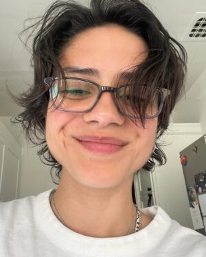 Sasha Calle Instagram - mandándole a todos muchos besitos. x