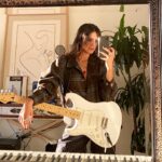 Sasha Calle Instagram – healing and writing